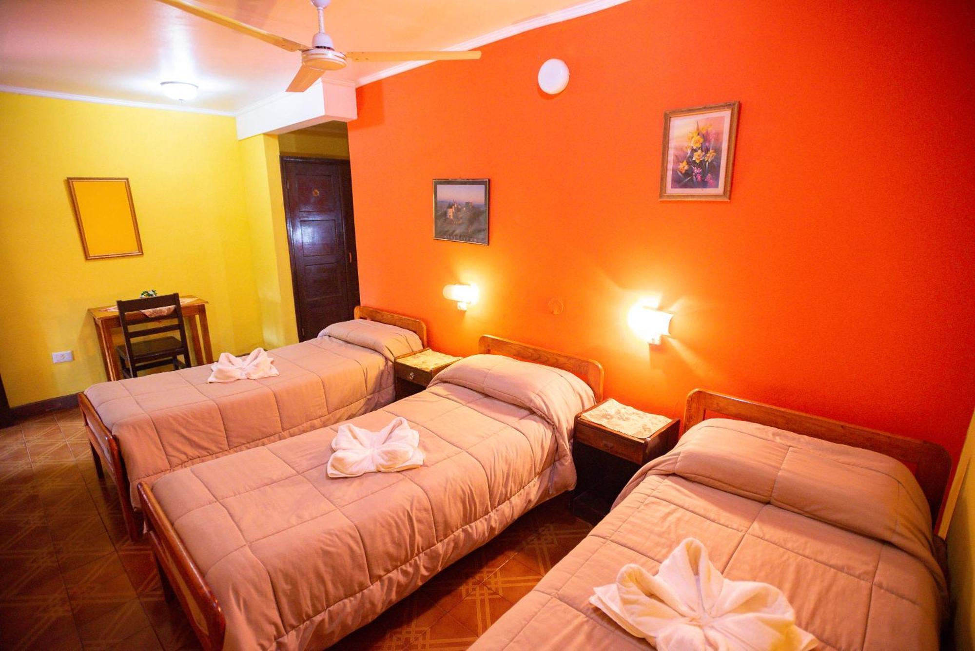 Hosteria Los Helechos Puerto Iguazu Bagian luar foto