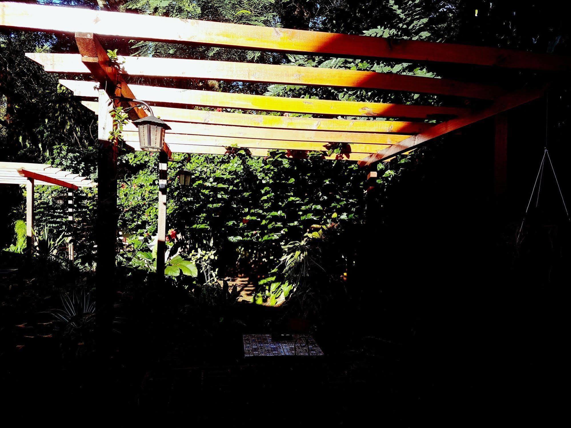 Hosteria Los Helechos Puerto Iguazu Bagian luar foto